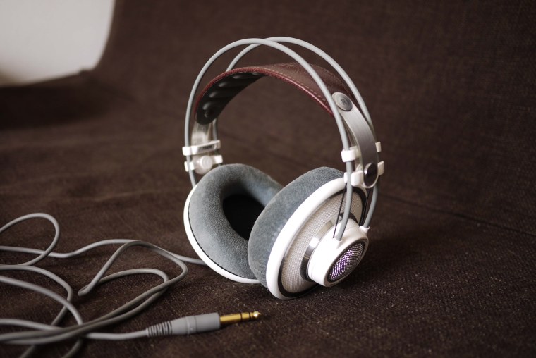 Наушники Сток