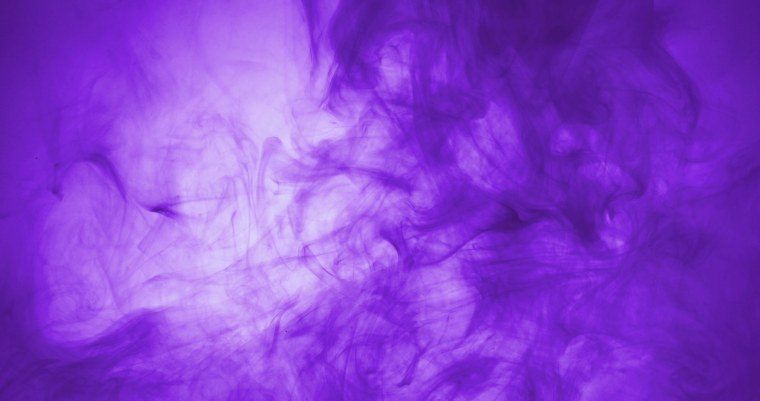 Фиолетовый дым