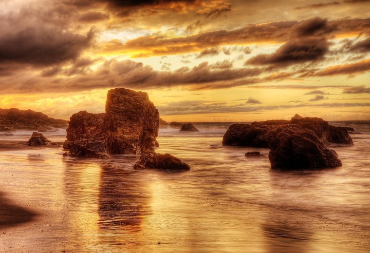 Еда в коричневых тонах