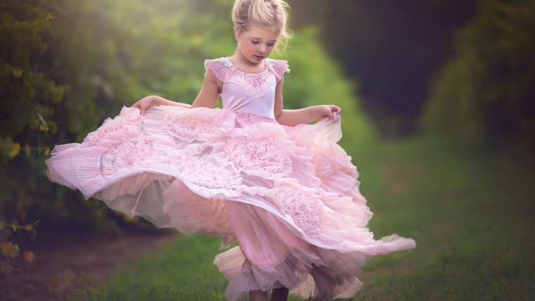 Платье с боа для девочки