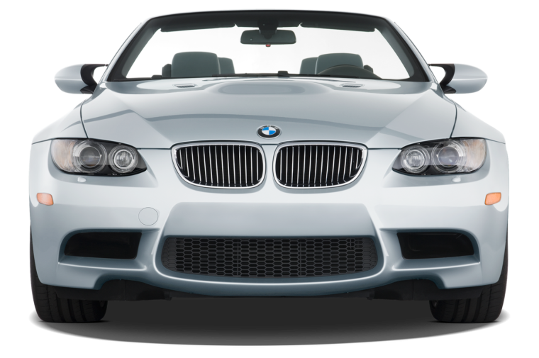 Черная БМВ спереди