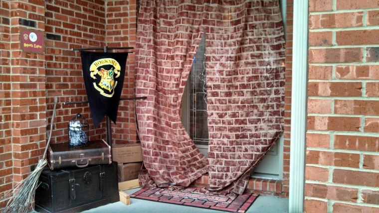 Платформа 9 и 3/4 Гарри Поттер декорации