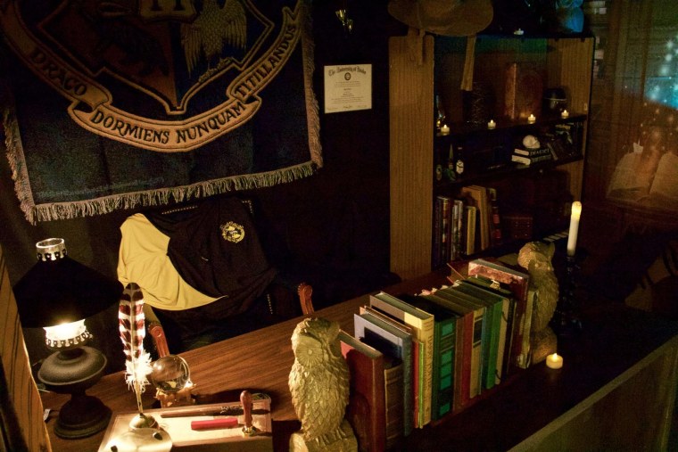 Комната в стиле Гарри Поттера Слизерин