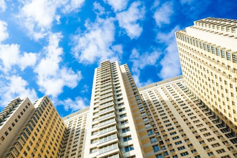 Новостройки на окраине Санкт-Петербурга