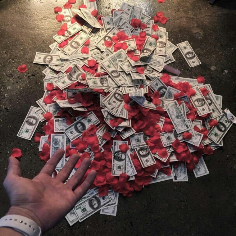 Деньги Эстетика черный