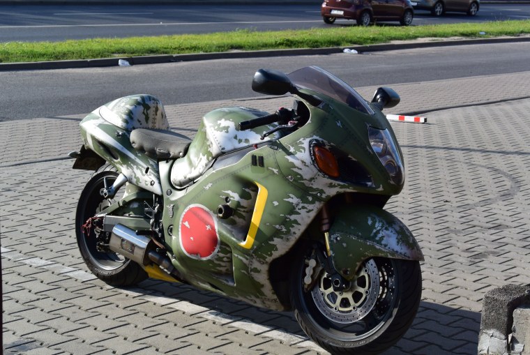 Сузуки Хаябуса 1. 3