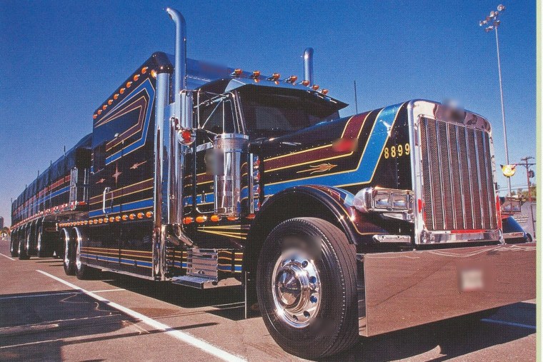 Грузовик Peterbilt 379