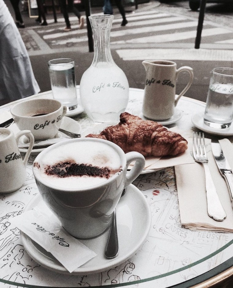 Кофе в Париже