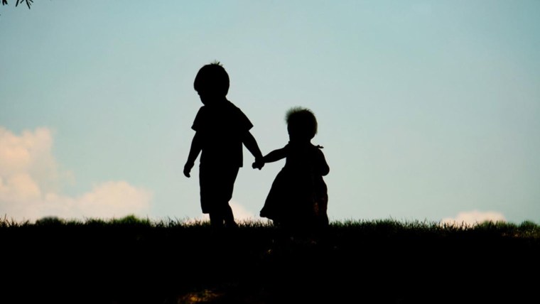 Обои младший брат