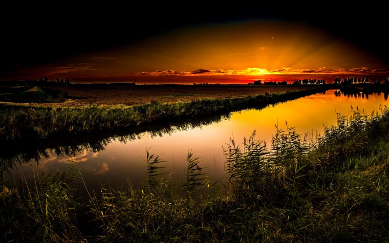 Ночная река