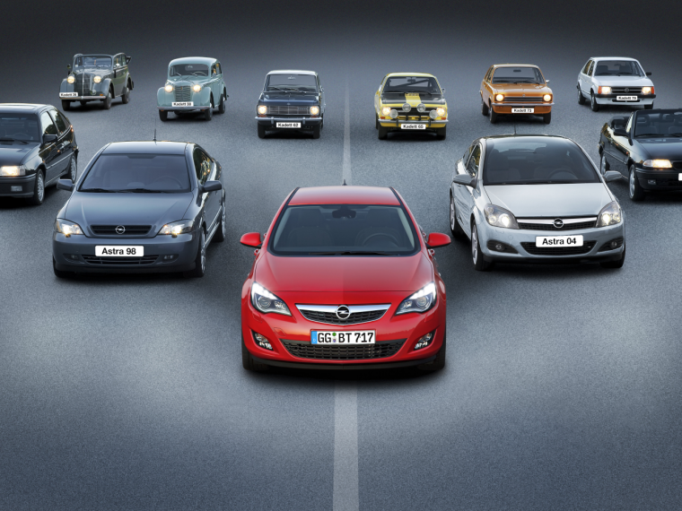 Много иномарок