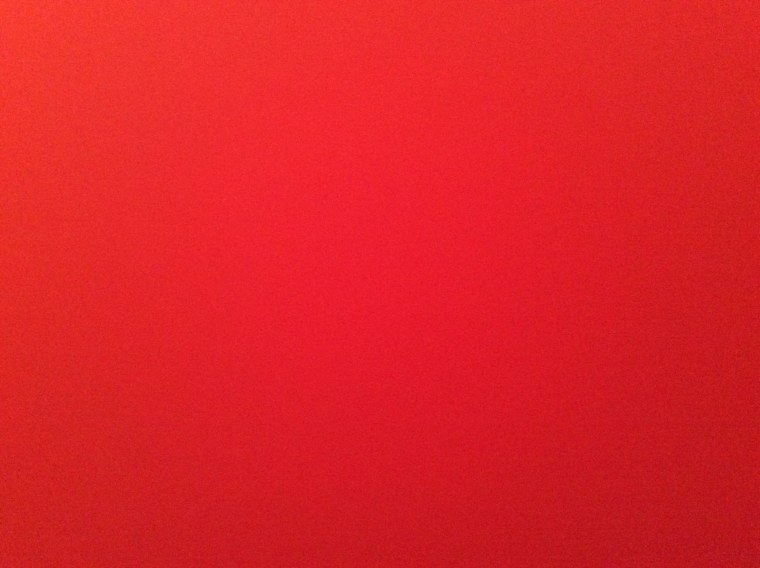 Красный лист бумаги