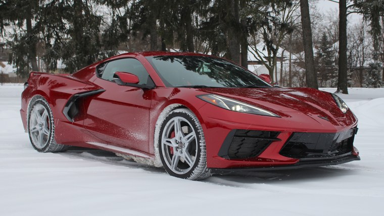 Корвет Стингрей 2021