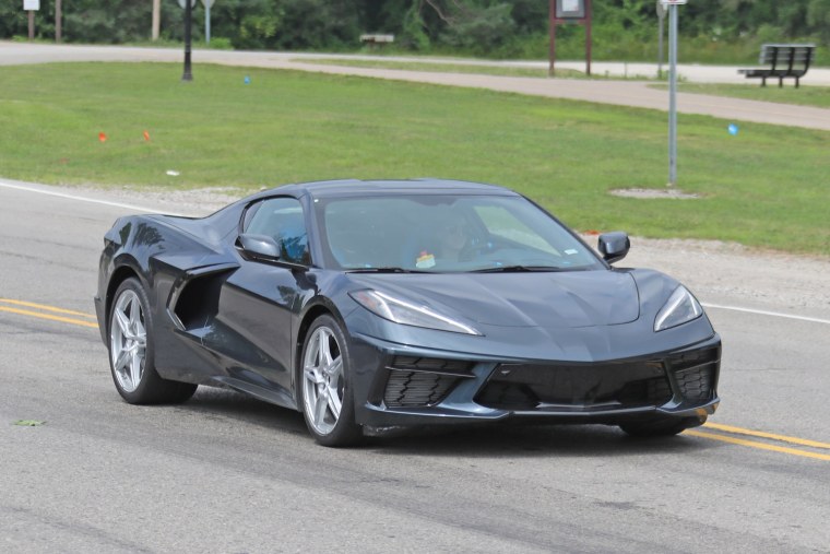 Шевроле Корвет 2021 цена в России