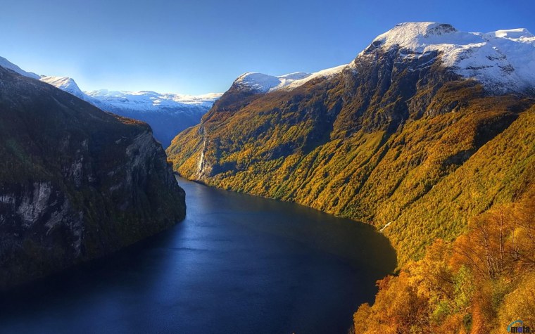 Озеро рёссватн Норвегия