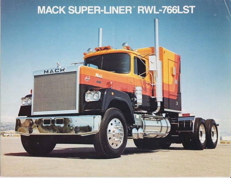 Тягач Mack Superliner