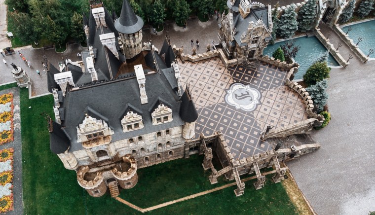 Донжон замка схема