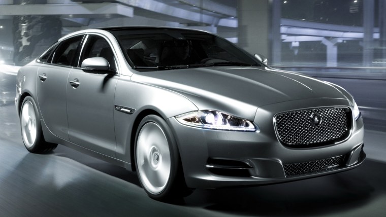 Ягуар машина 2020