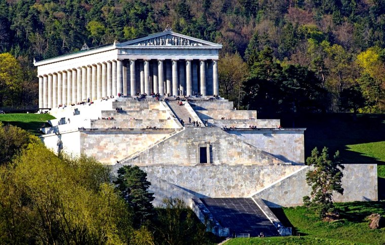 Вальхалла зал славы Германии