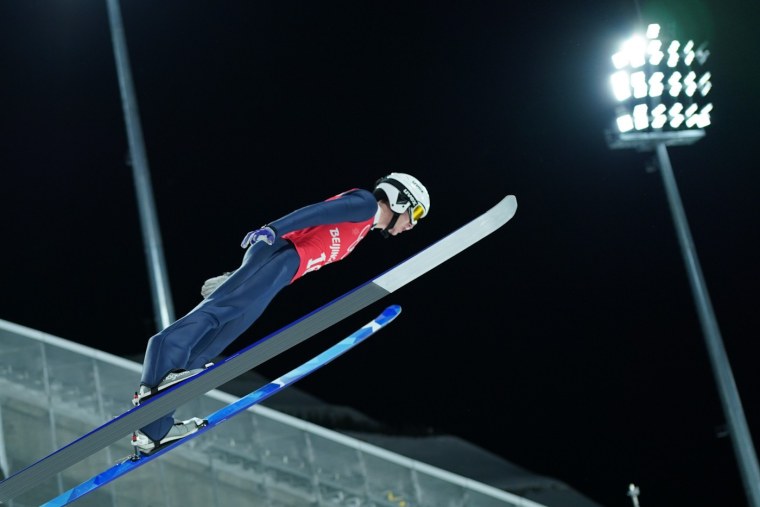 )Олимпиада 2022 Пекин Евгений Климов (прыжки на лыжах с трамплина