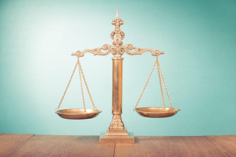 Весы правосудия