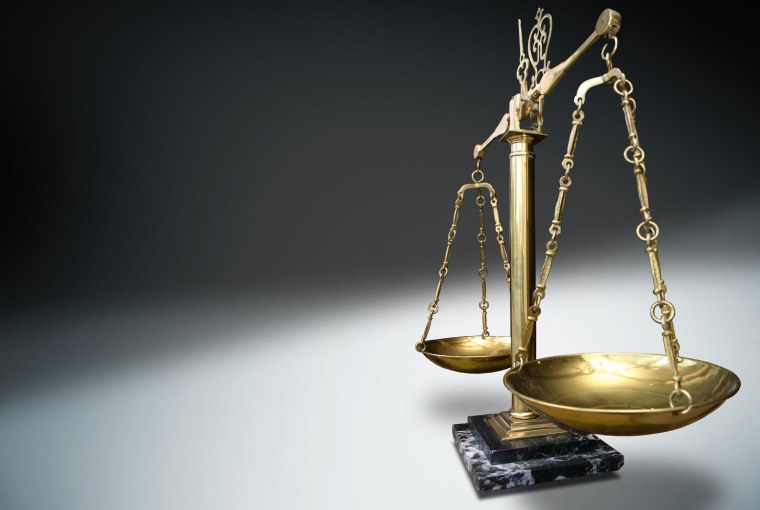 Весы правосудия