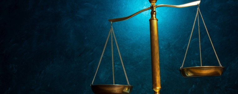 Чаша весов правосудия