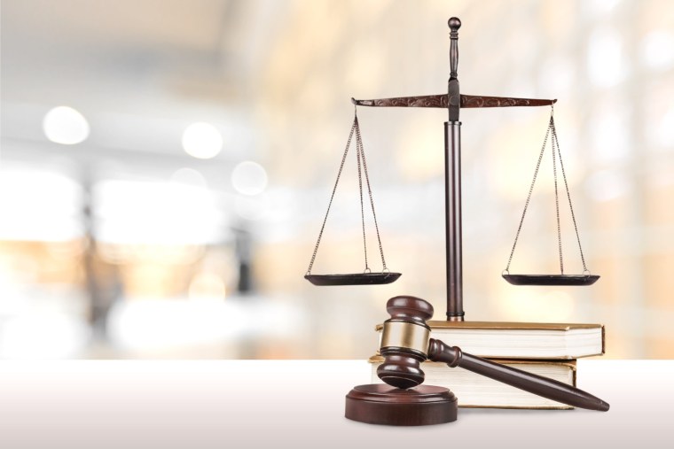 Юриспруденция символ