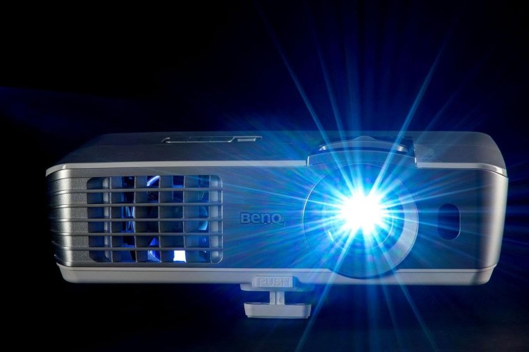 Проектор Digital Projection Lightning 40isx+