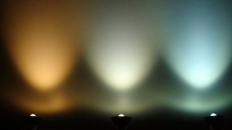 Свет от лампы