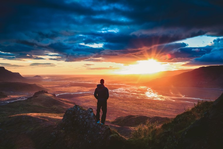 Камни закат розовый