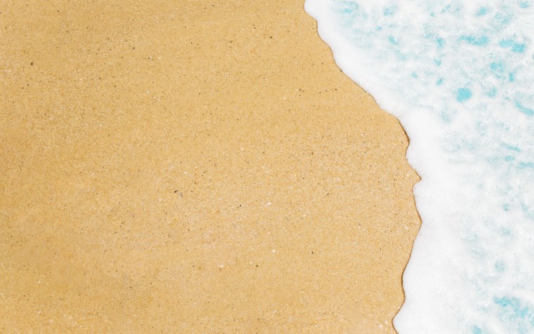 Песочный пляж вид сверху