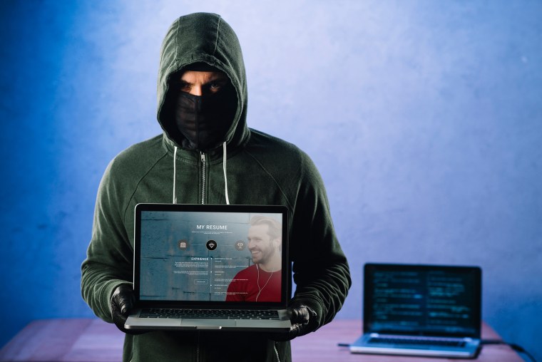 Хакер за ноутом