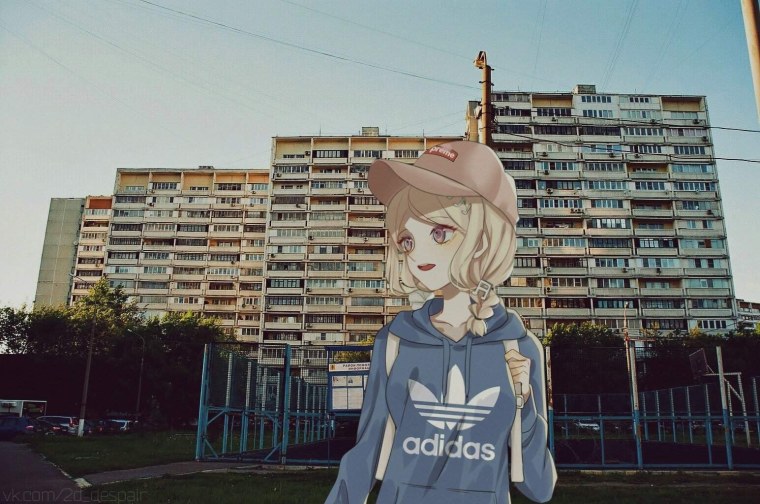 Тянка на фоне России