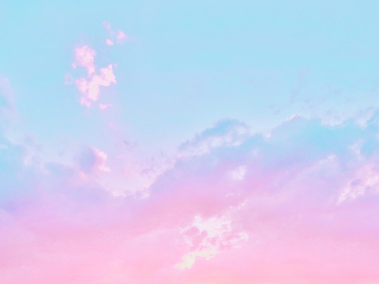 Розово голубые облака