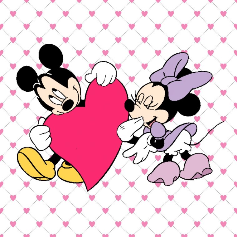 Микки Маус и Минни Маус любовь