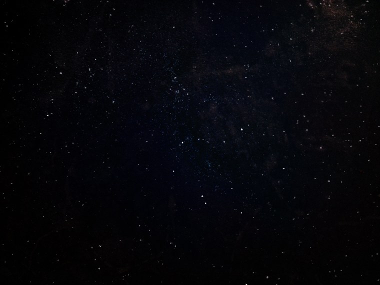 Черный космос со звездами