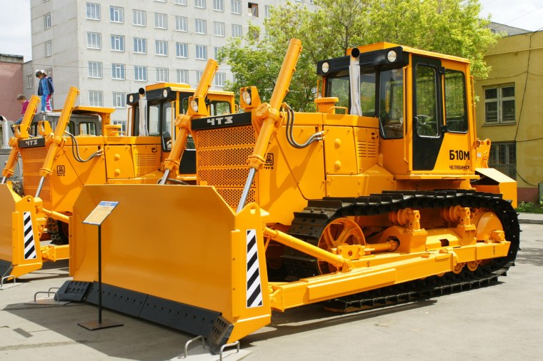 Бульдозер б10м 111-1е