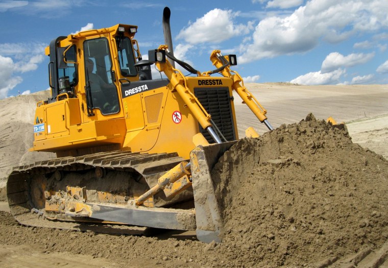 Бульдозер Dressta td-15h