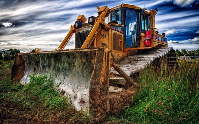 Видео про спецтехнику бульдозера и трактора