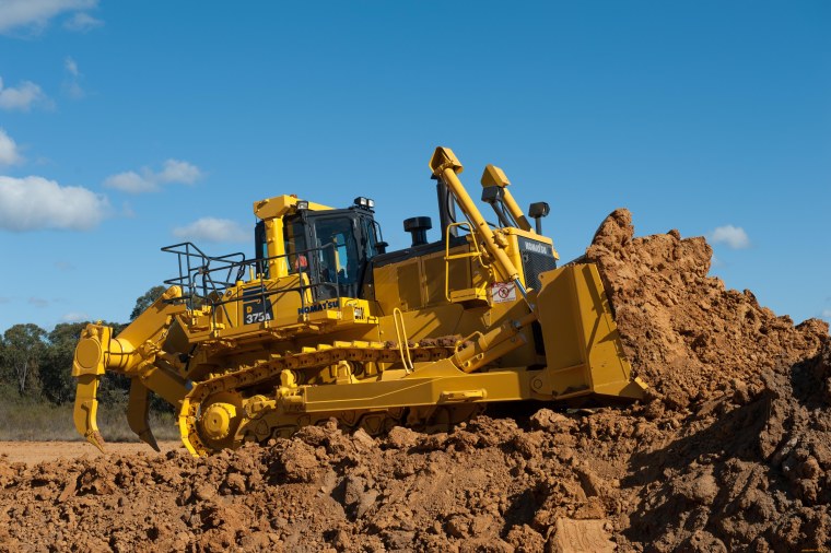 Komatsu 375 бульдозер
