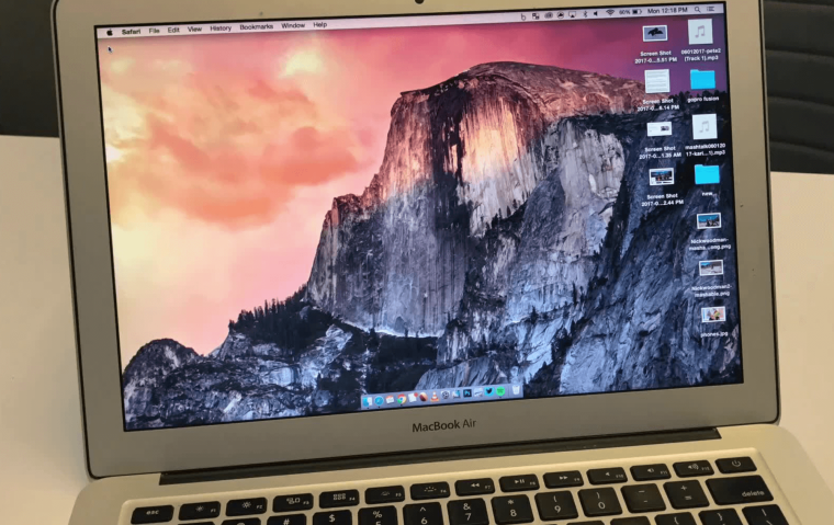 MACBOOK Air 16 Screen
