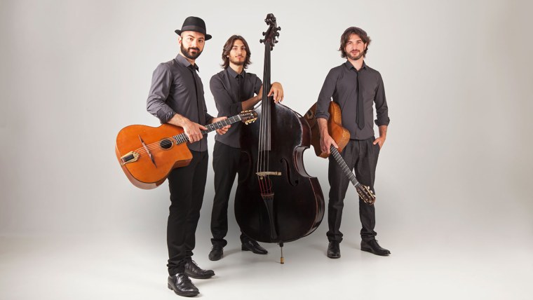 Музыканты группы accordi Disaccordi