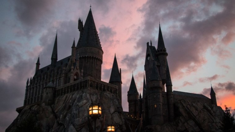 Фон Хогвартс Гарри