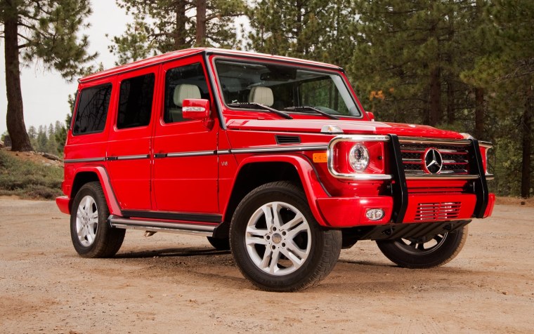 Мерседес Гелендваген красный
