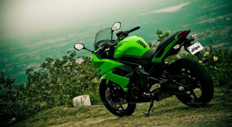Kawasaki Ninja 650 зеленый