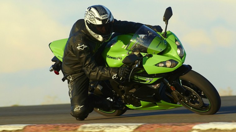 Kawasaki zx6r Мотоспорт