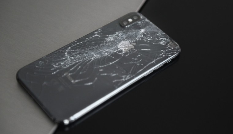 Iphone 12 Pro Max разбитый