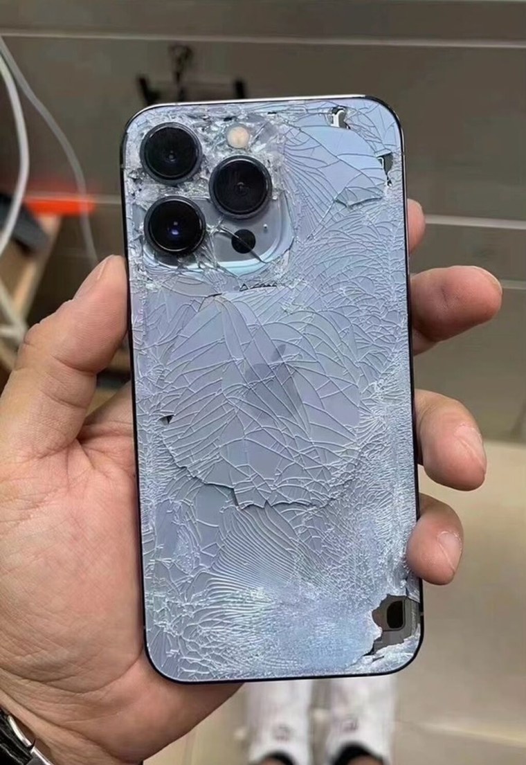 Айфон 13 про голубой