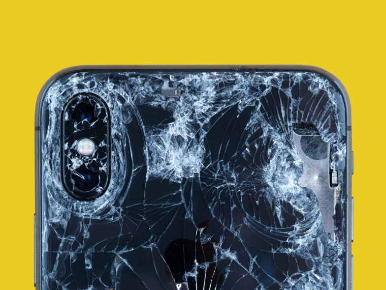 Разбитый айфон XS Max